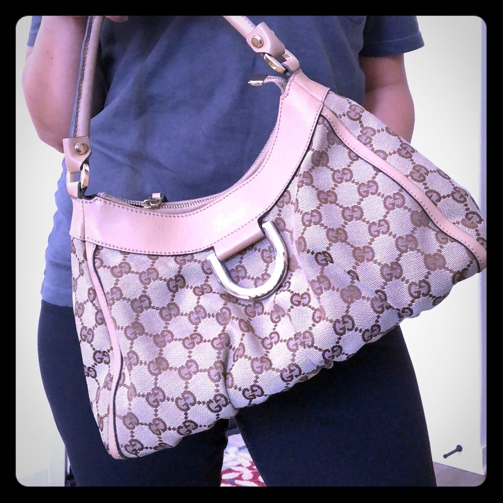 🎁🎁🎁🎄✨GUCCI Shoulder Bag✨🎄🎁🎁🎁